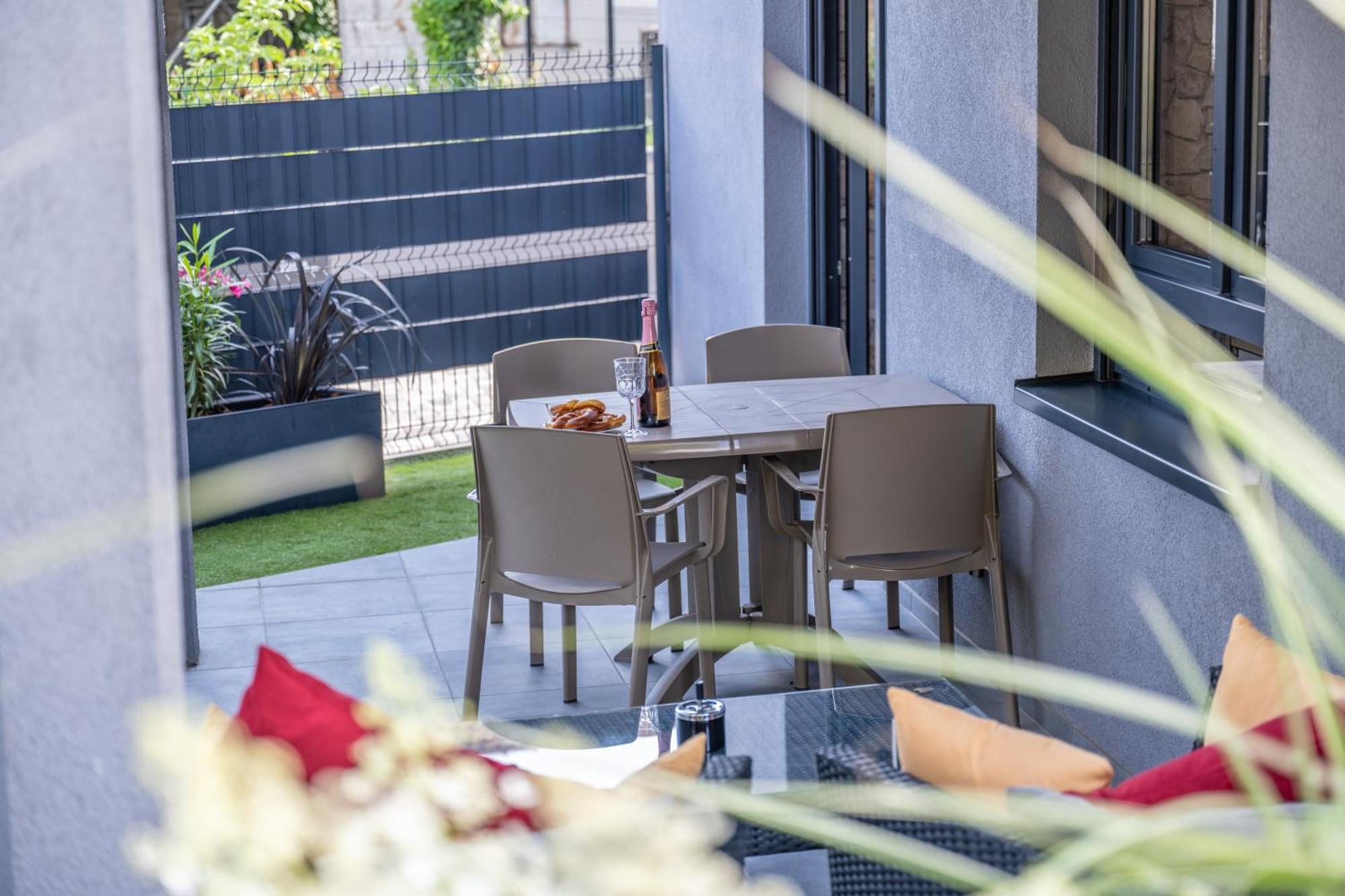 Le Refuge Des Sorciers Apartamento Horbourg Exterior foto